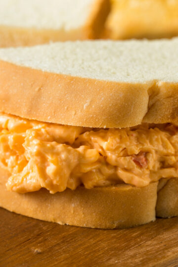 easy southern pimento cheese sandwich recipe with mayo and sharp cheddar