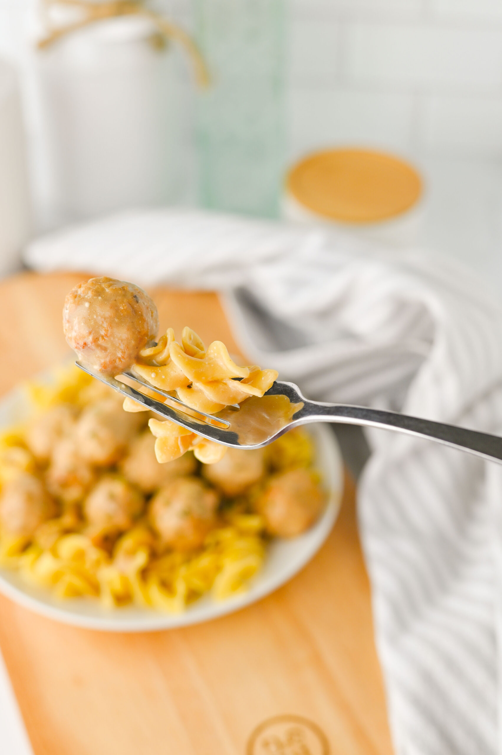 Easy Slow Cooker Swedish Meatballs