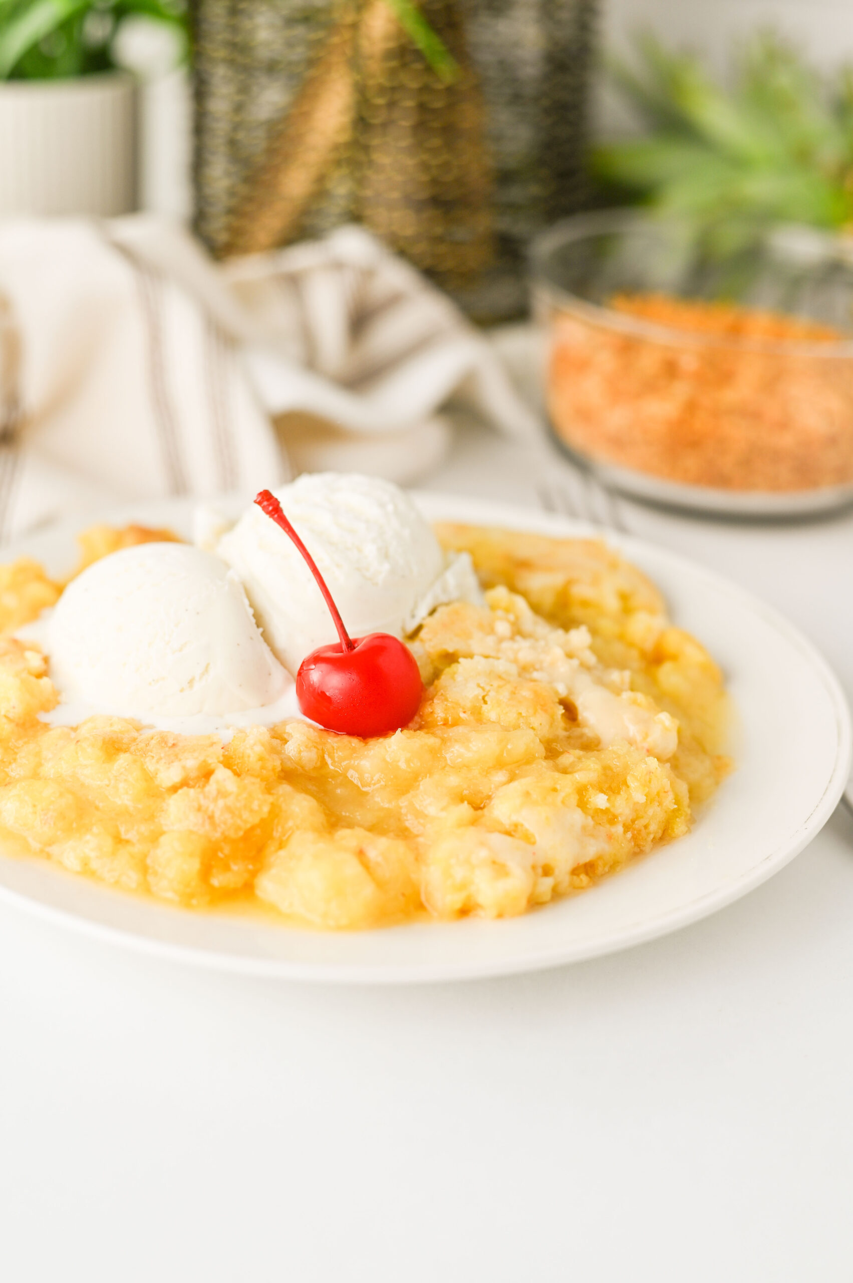 dump cake with pineapple
