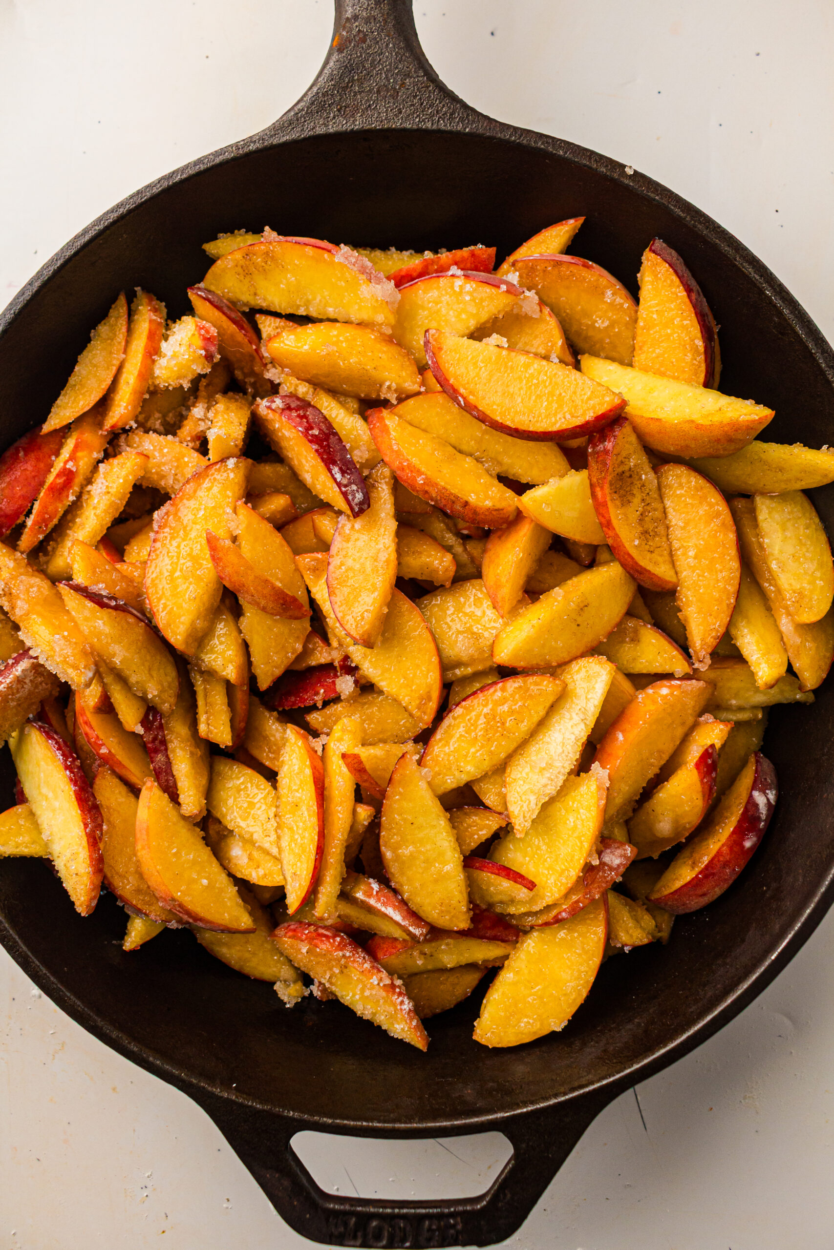 sliced peaches with spices