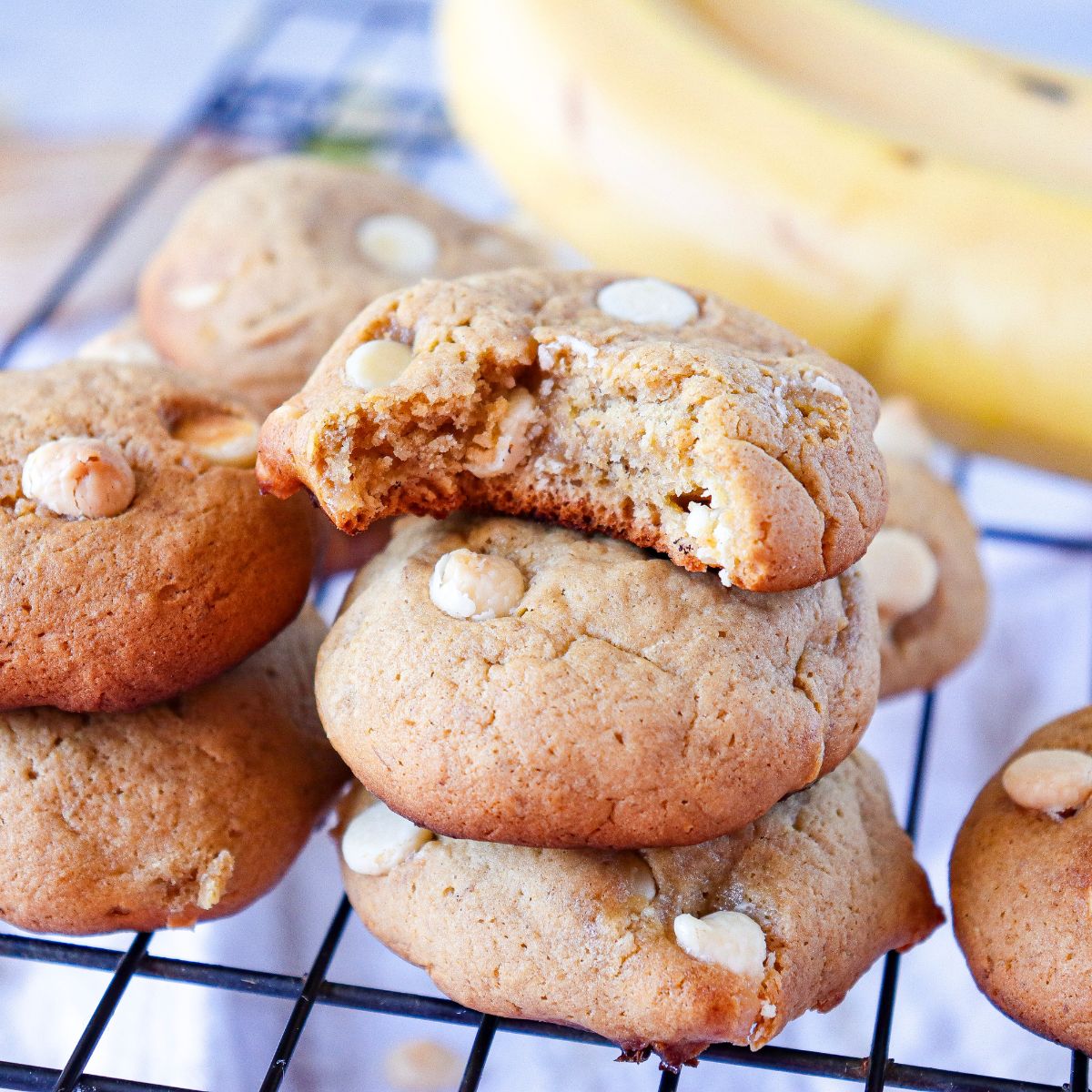 Easy Banana Cookies Featured