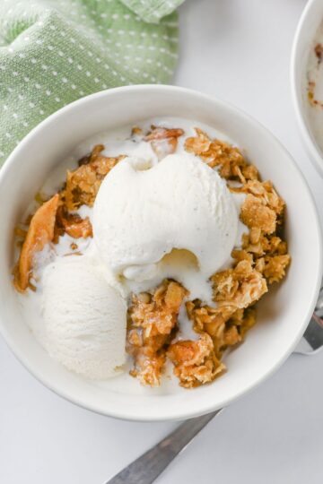 Easy Crock Pot Apple Crisp