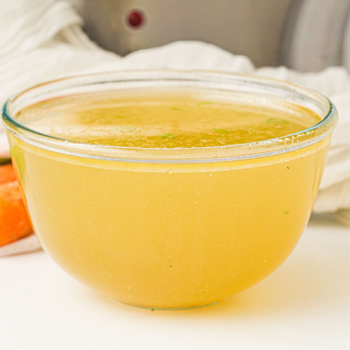 Easy Slow Cooker Chicken Broth