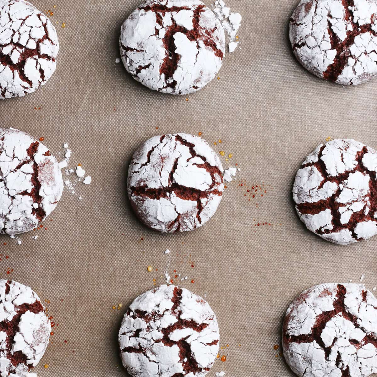 Easy chocolate crinkle cookies rolled in powdered sugar